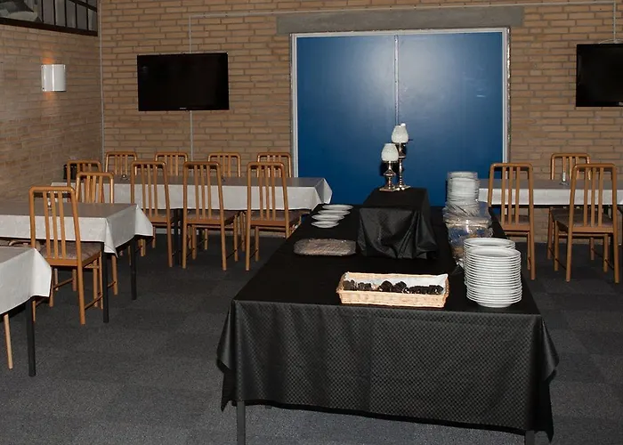 Hostal Dana Cup Sportscenter *