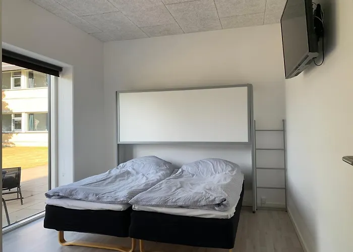 Хостел Dana Cup Sportscenter *